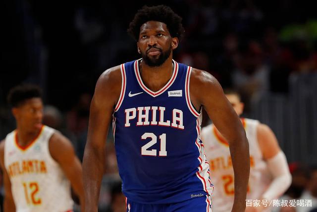 广西梧州半程马拉松火热开赛 万名跑者竞速“岭南古郡”