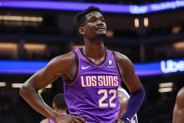 广西梧州半程马拉松火热开赛 万名跑者竞速“岭南古郡”