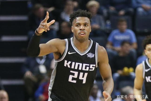 罗马诺：曼联支持奥纳纳&对他有信心